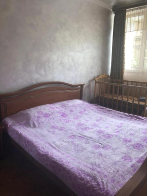 Amiryan 18